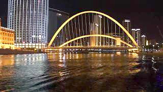 Video : China : Night cruise on the TaiHe river, TianJin 天津