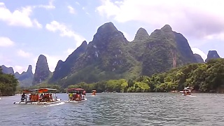 Video : China : The Li River 漓江 and GuiLin 桂林 night cruise