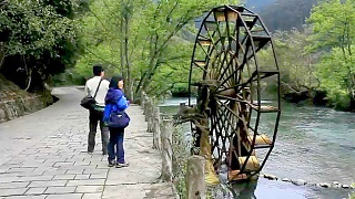 The beautiful DuoYiHe River 多疑和河, LuoPing, YunNan province
