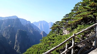 Video : China : The awesomely beautiful HuangShan 黄山 National Park and Nature Reserve