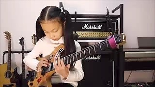 PinXi Liu 六 品析, age 8, amazing rock guitarist