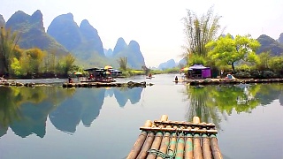 Video : China : YuLong River 遇龙河 rafting, YangShuo
