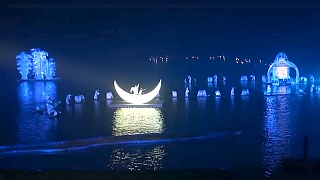 Video : China : Beautiful scenes from the outdoor show 'Liu SanJie' 刘三姐