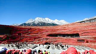 Video : China : Impression LiJiang 印象丽江 - the open-air musical